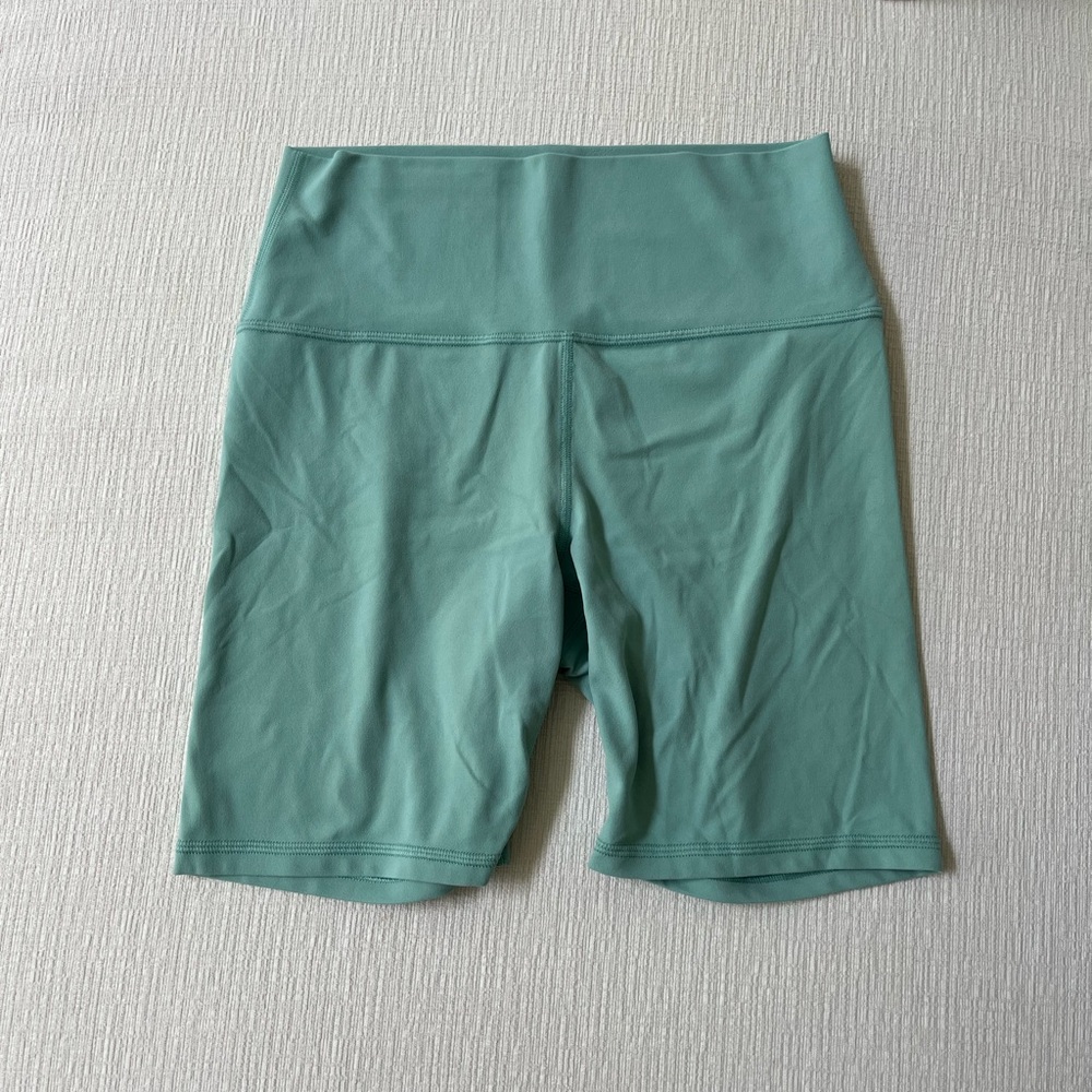 Athleta transcend shorts